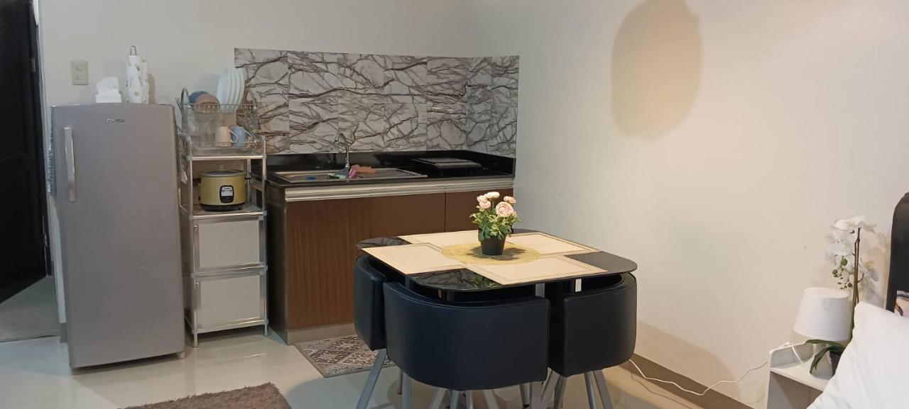 Katliza Condotel Kassel Residences Paranaque City Eksteriør bilde